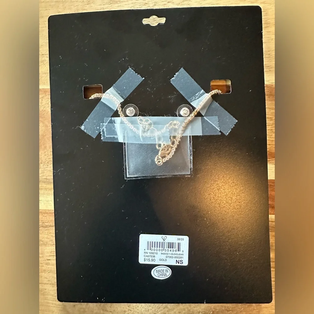 Windsor Silver Starburst Jewelry Set Necklace & Earrings - Picture 5 of 5